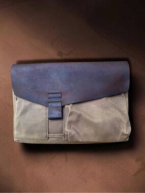 WaterField Vintage Waxed Canvas Leather Messenger Bag Made in San Francisco
